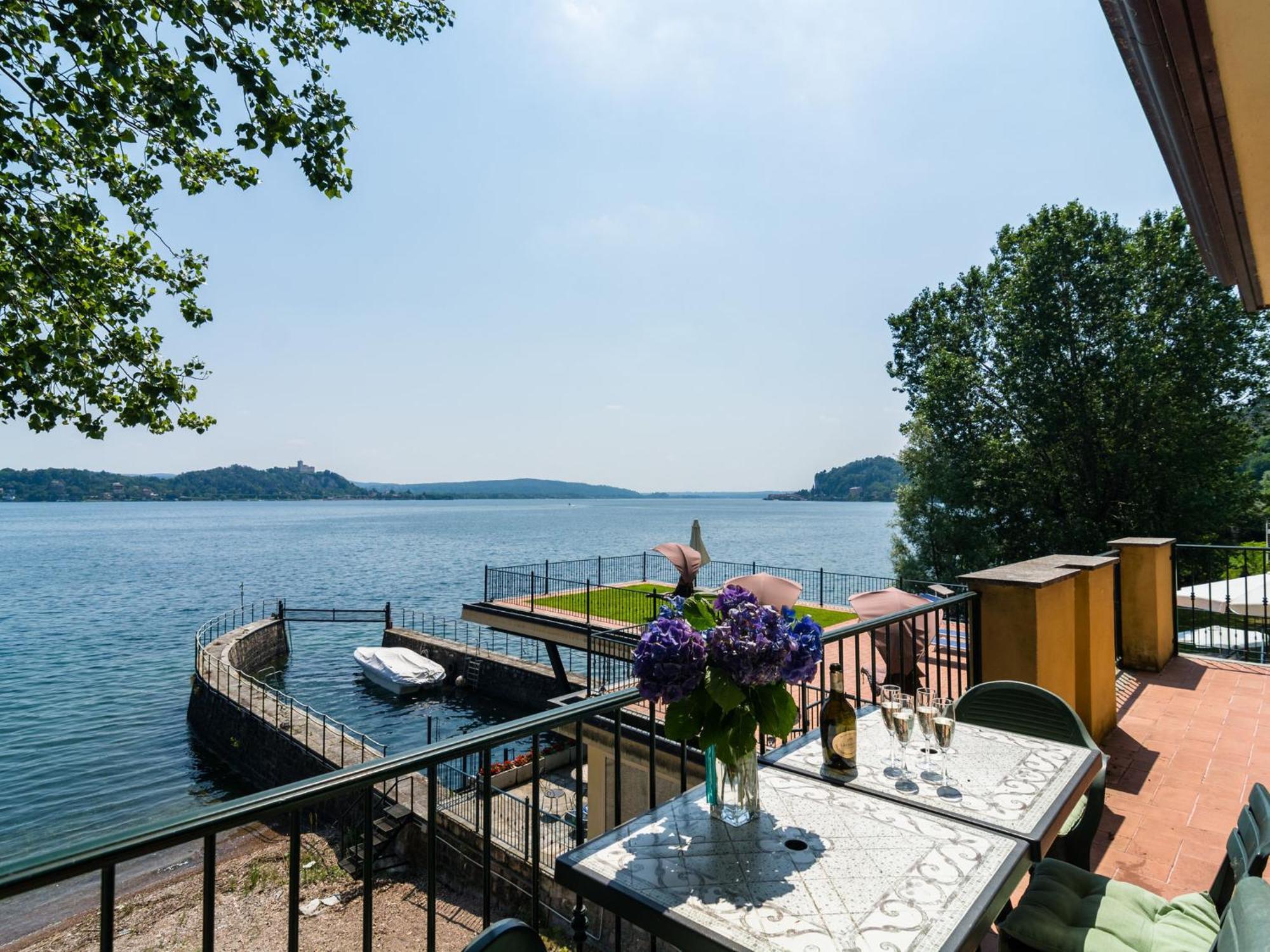 Residence Villa Greta Meina Exterior photo